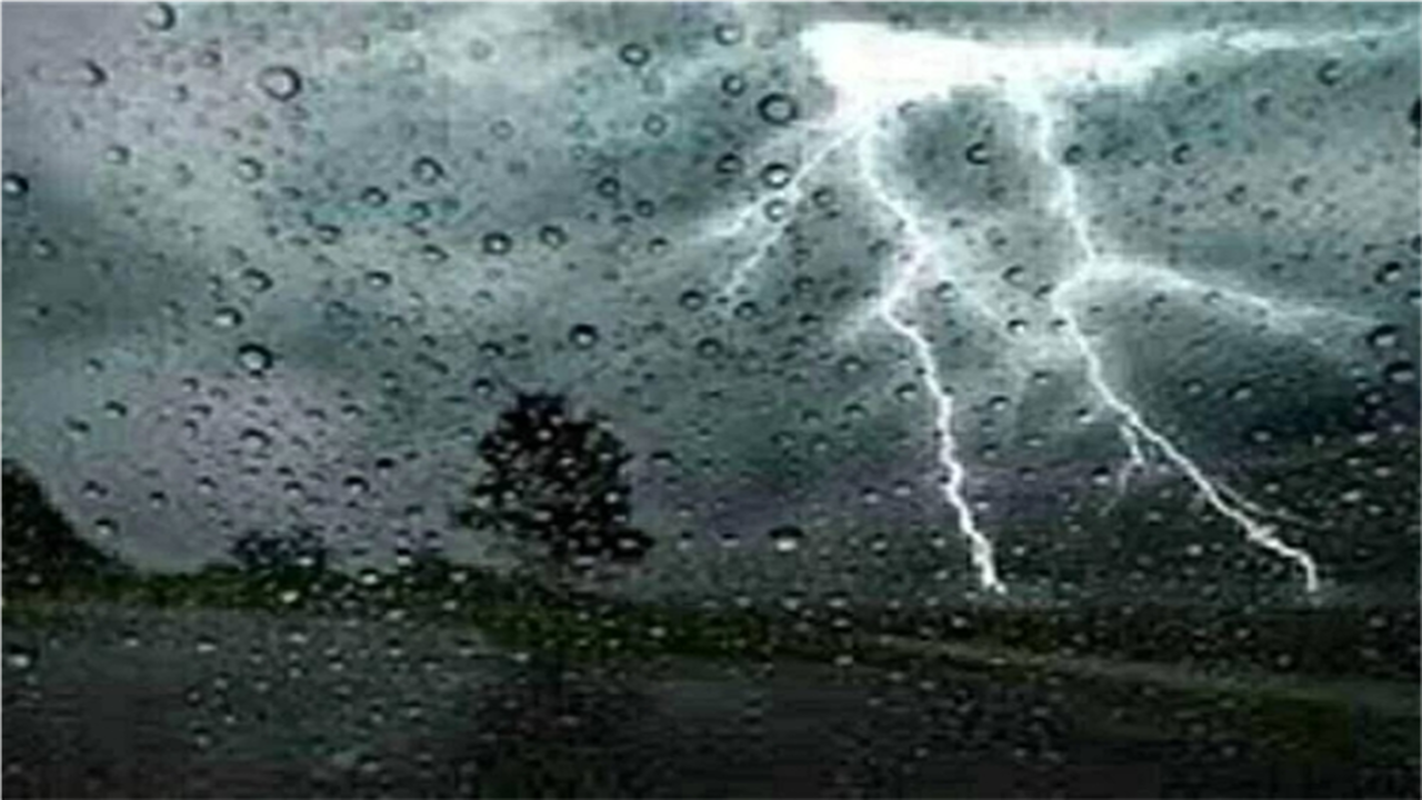 تحذيرات من الأرصاد بشأن طقس سيئ يضرب المحافظات مع وصول الذروة غدا